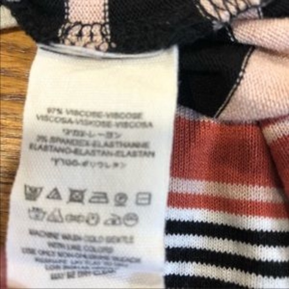 Free People Long sleeve Ribbed Top Size Medium - Picture 6 of 6